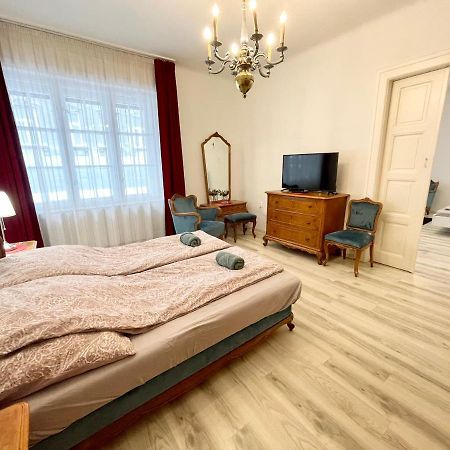Mehdi Residence 1 Будапеща Екстериор снимка