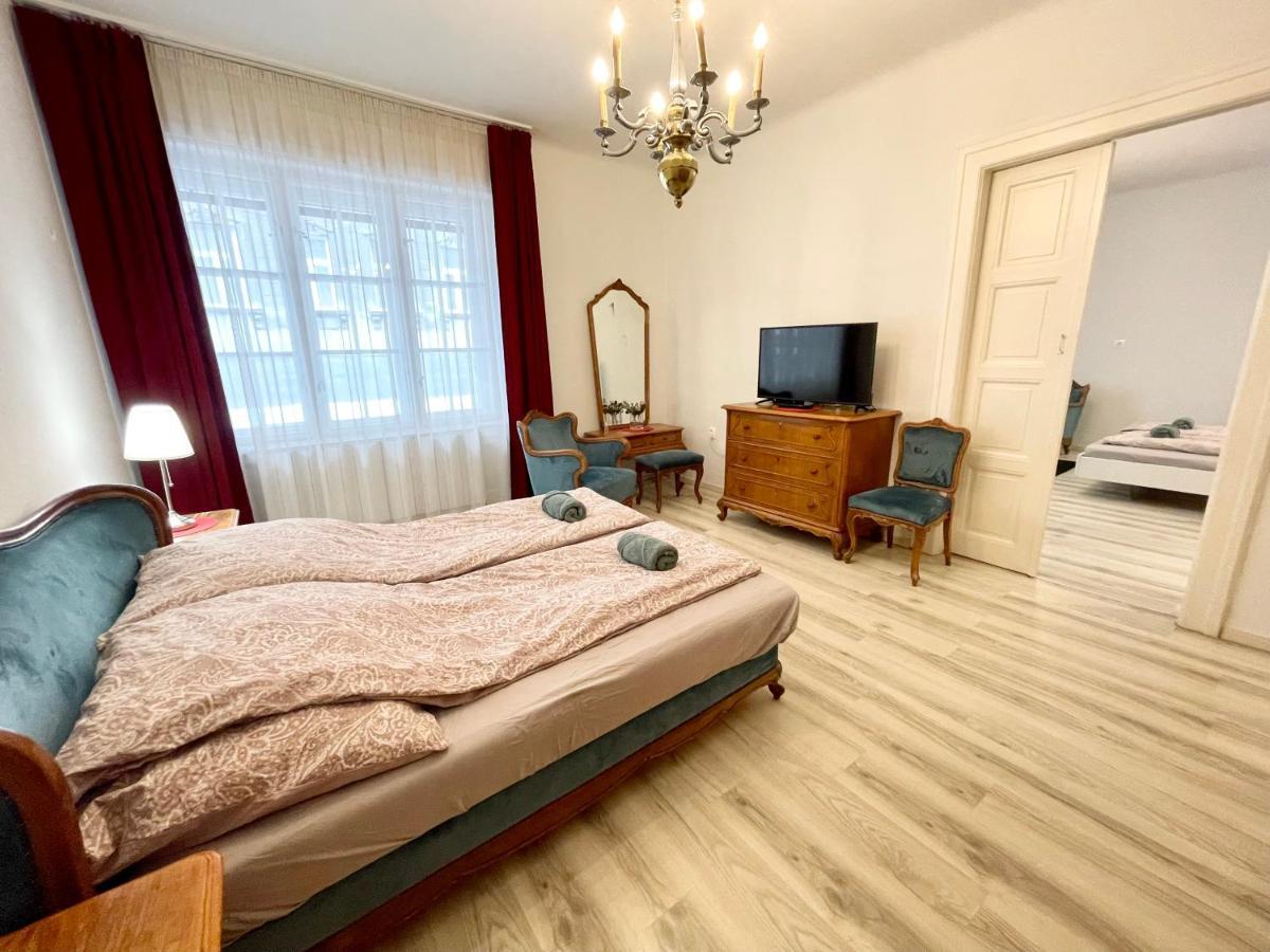 Mehdi Residence 1 Будапеща Екстериор снимка