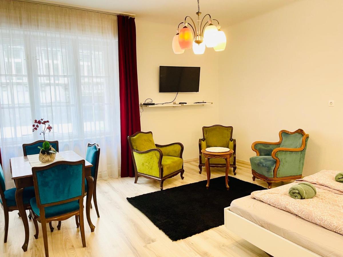 Mehdi Residence 1 Будапеща Екстериор снимка