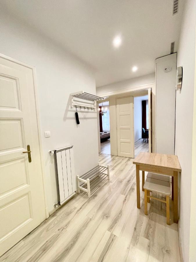 Mehdi Residence 1 Будапеща Екстериор снимка