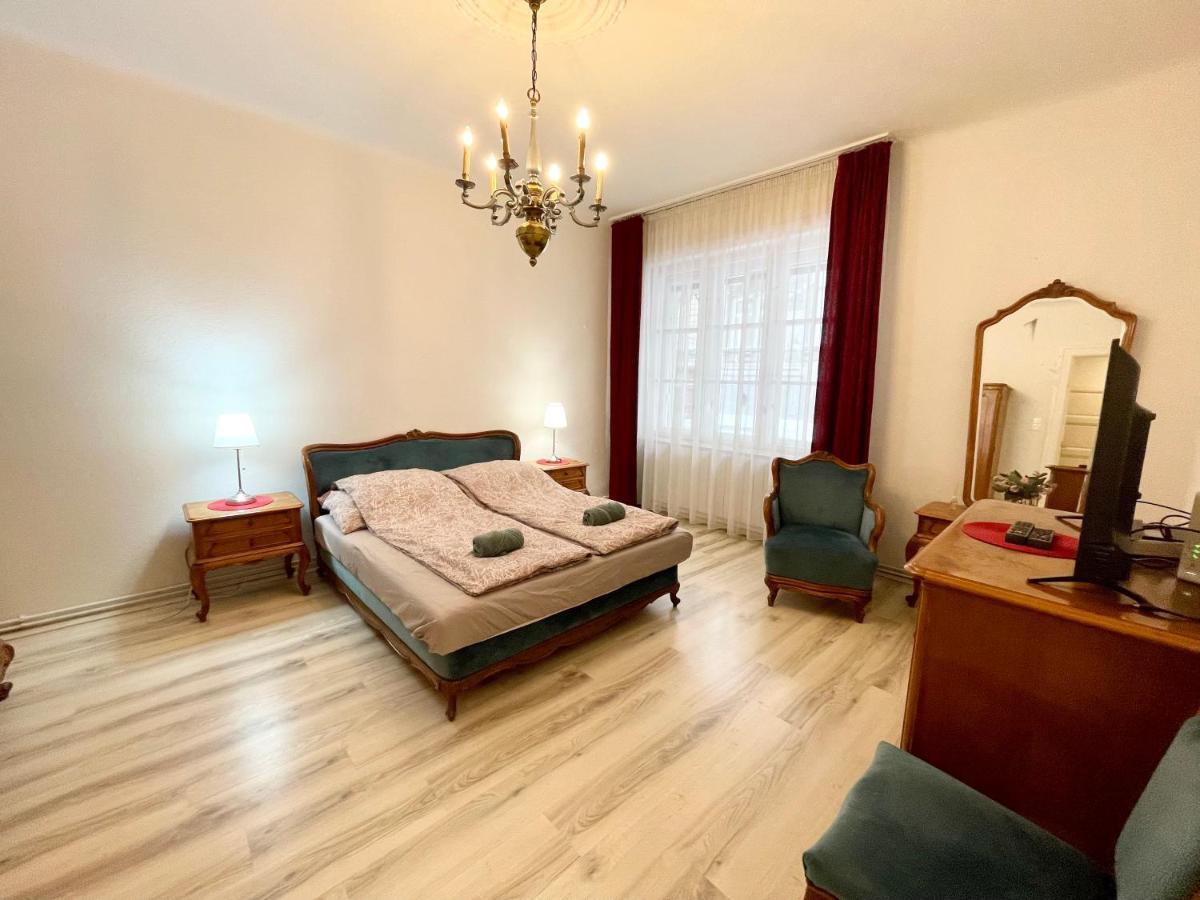 Mehdi Residence 1 Будапеща Екстериор снимка